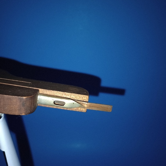 E.C. Spuehler Shuttle & Hook Rug Craft Tool Push Pull Punch Stitcher Vintage - Picture 12 of 15